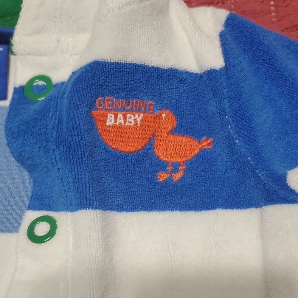 🐻 OshKosh B'gosh Blue and Green Striped Hoodie